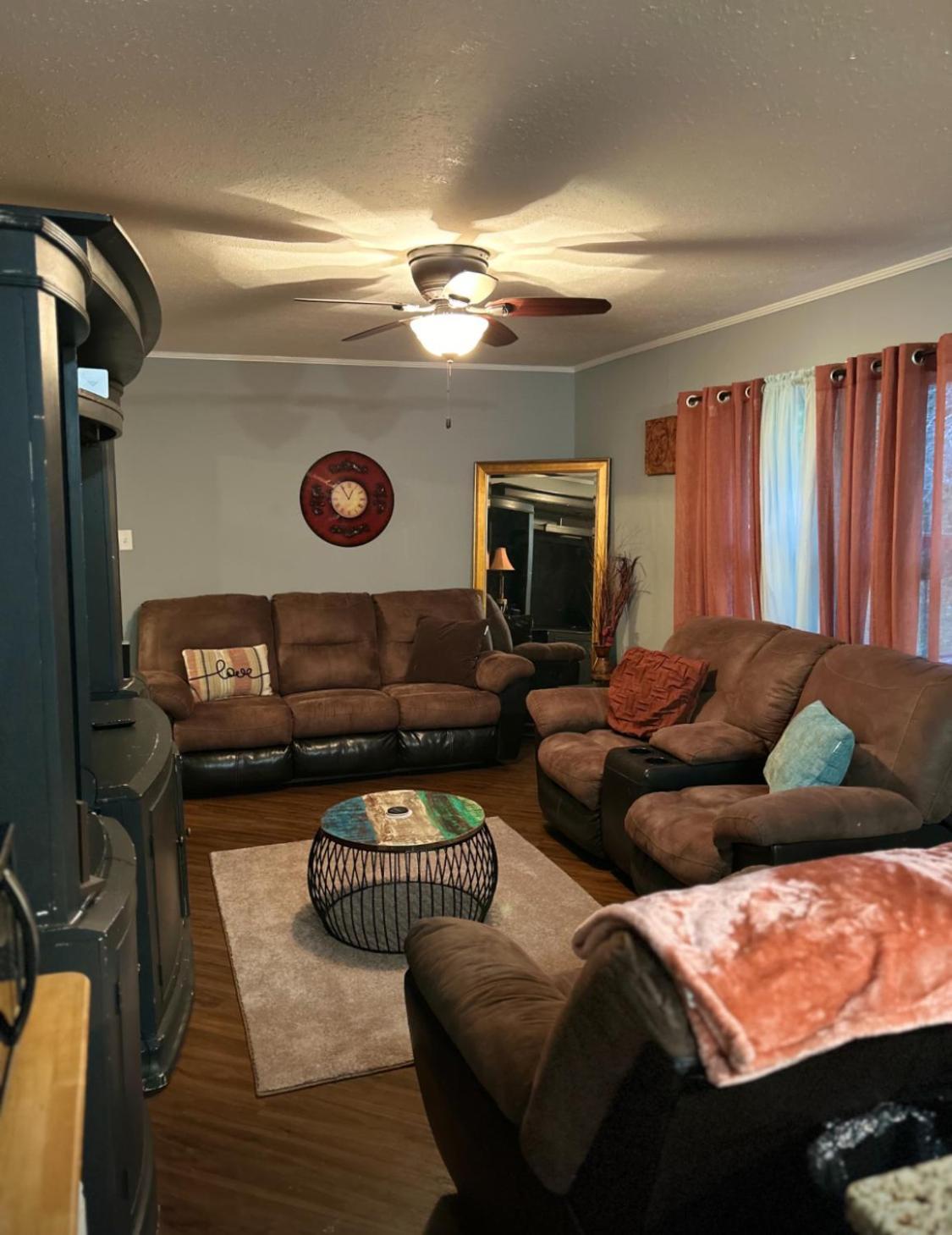 Loners Loft Private Rooms Huntsville Exterior photo